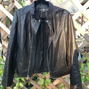7 For All Mankind Black Women’s Leather Jacket (M)